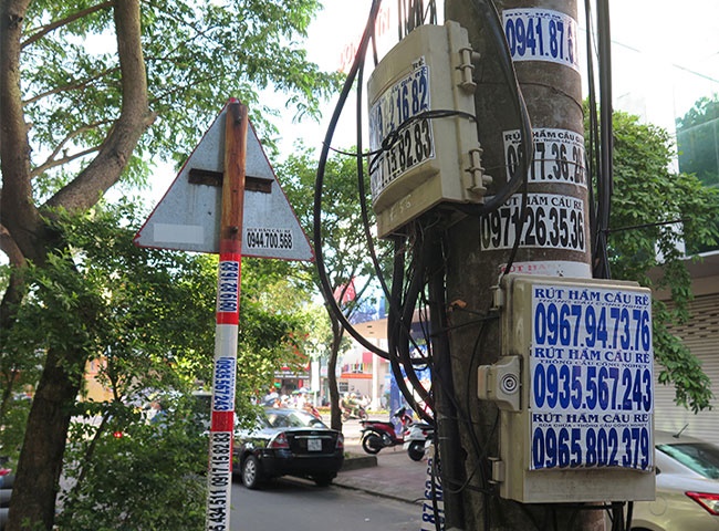 Dịch vụ r&uacute;t hầm cầu quận 3 cảnh b&aacute;o lừa đảo tr&ecirc;n thị trường