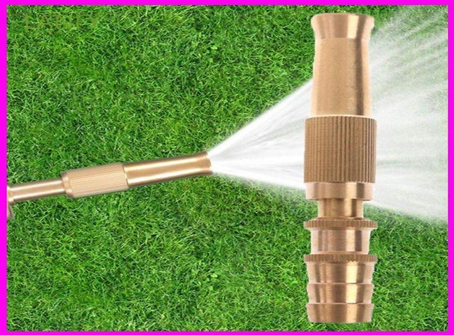Tận dụng vòi xịt áp lực mạnh trong nhà