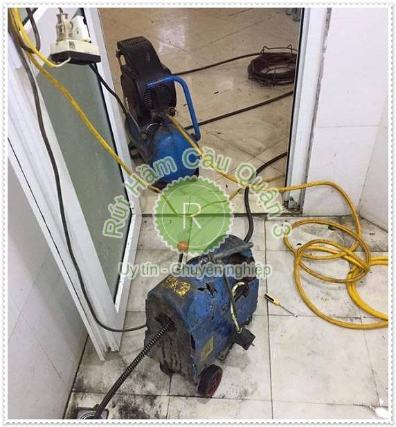 V&igrave; sao cần xử l&yacute; đường ống tho&aacute;t nước bị tắc
