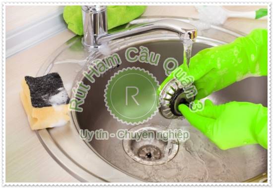 cách xử lý thông tắc bồn rửa bát bị nghẹt