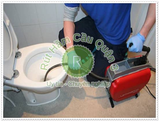 Hướng dẫn c&aacute;ch th&ocirc;ng cống bằng nước rửa ch&eacute;n